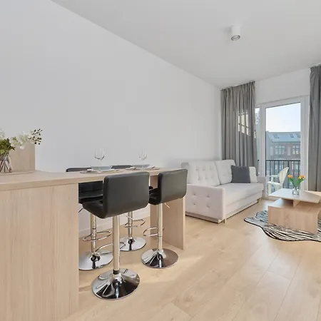 Tasteful With Free Garage And Balcony By Renters דירה ורוצלב
