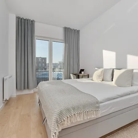 Tasteful With Free Garage And Balcony By Renters ורוצלב
