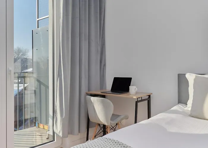 Tasteful With Free Garage And Balcony By Renters 아파트